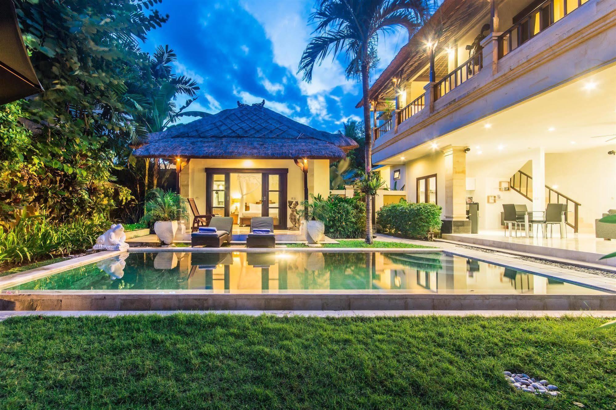 Villa Krisna Семиняк Екстериор снимка