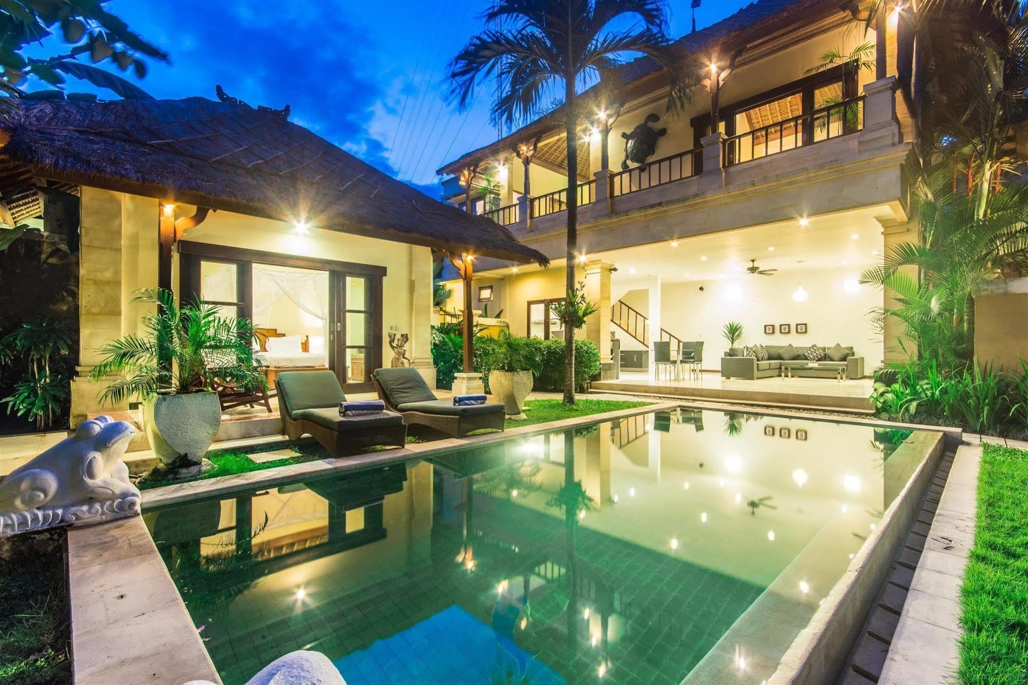 Villa Krisna Семиняк Екстериор снимка