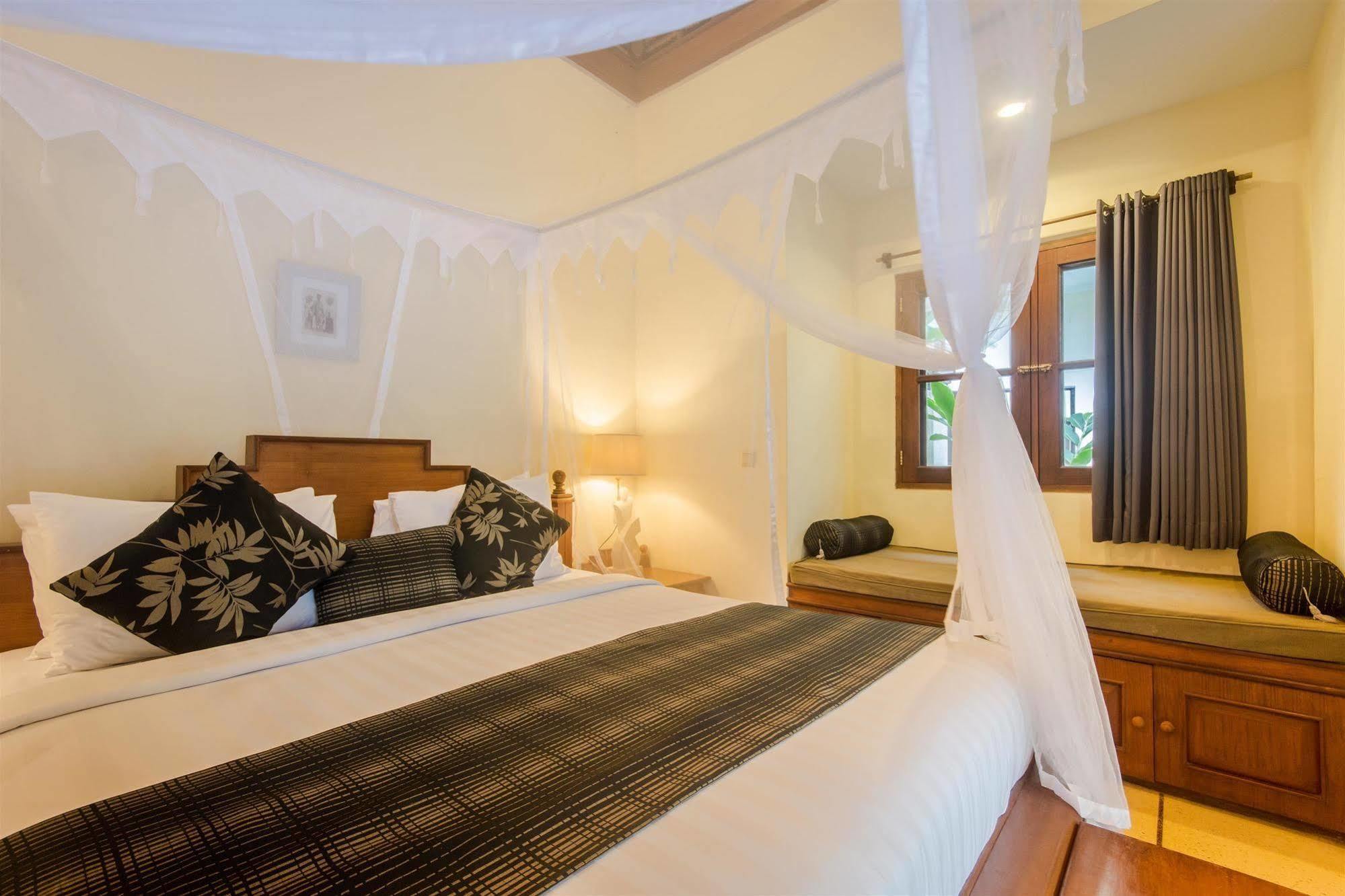 Villa Krisna Семиняк Екстериор снимка